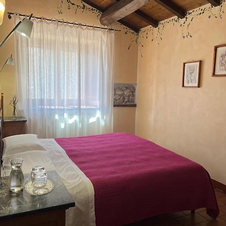 Locanda Sul Lago Santo Stefano Di Sessanio Exteriör bild